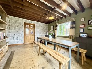 Photo 19- click for photo gallery